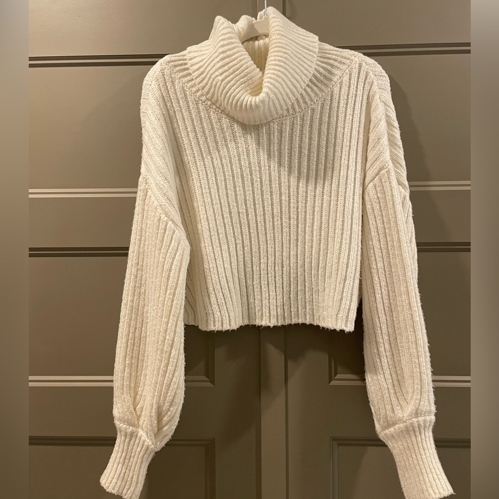 Urban Outfitters turtleneck
